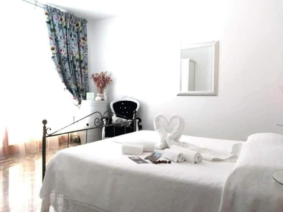 B&B Le Dive Ostra Екстериор снимка
