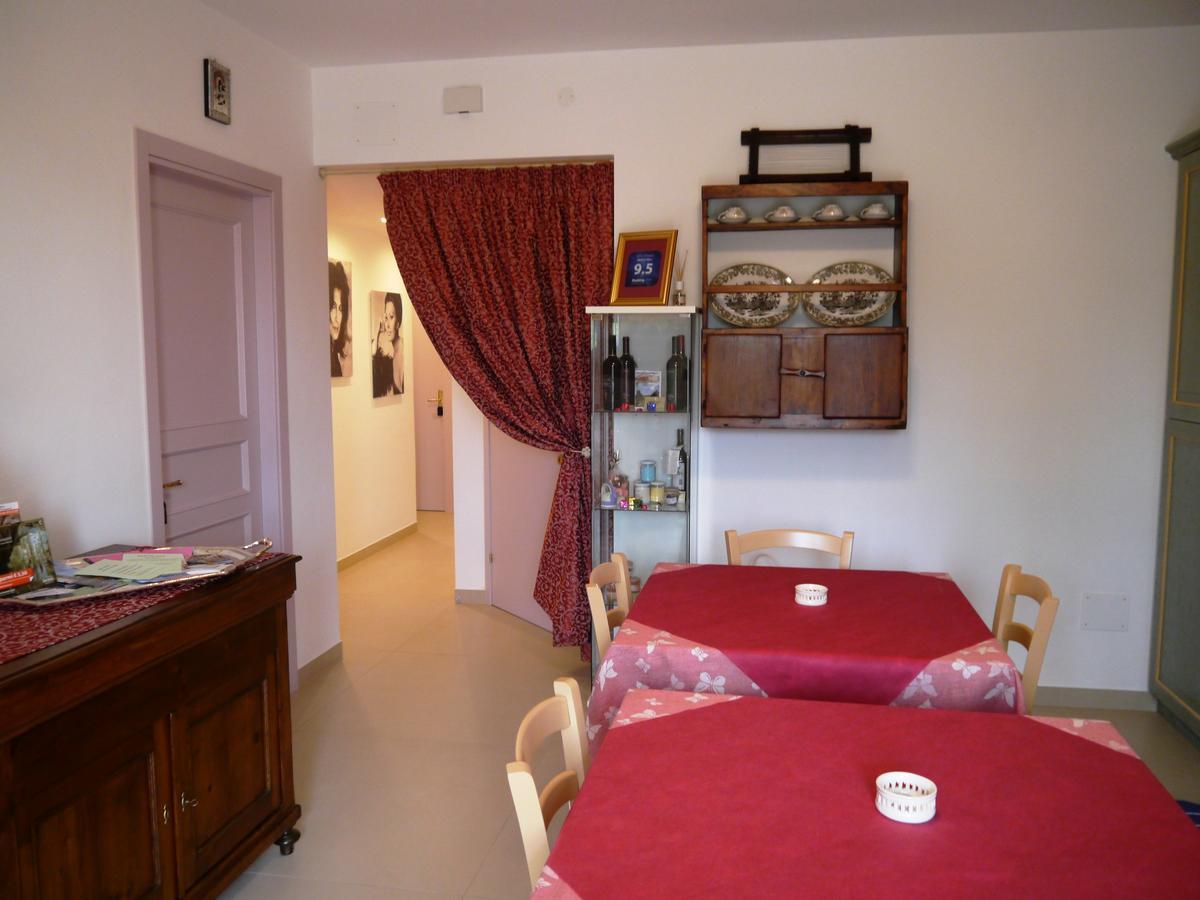 B&B Le Dive Ostra Екстериор снимка